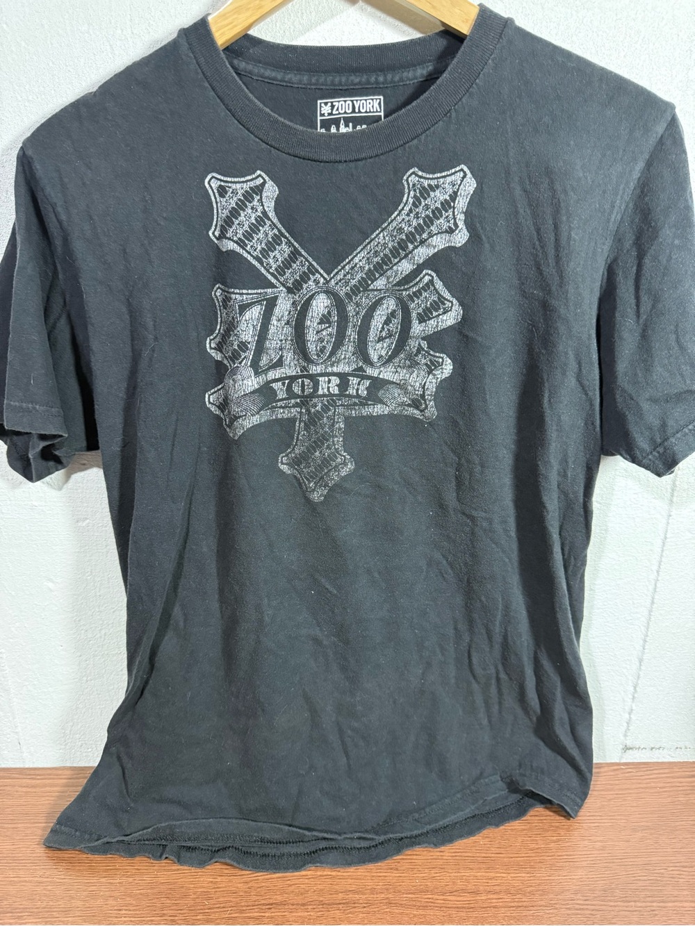Zoo York Tshirt Size Large